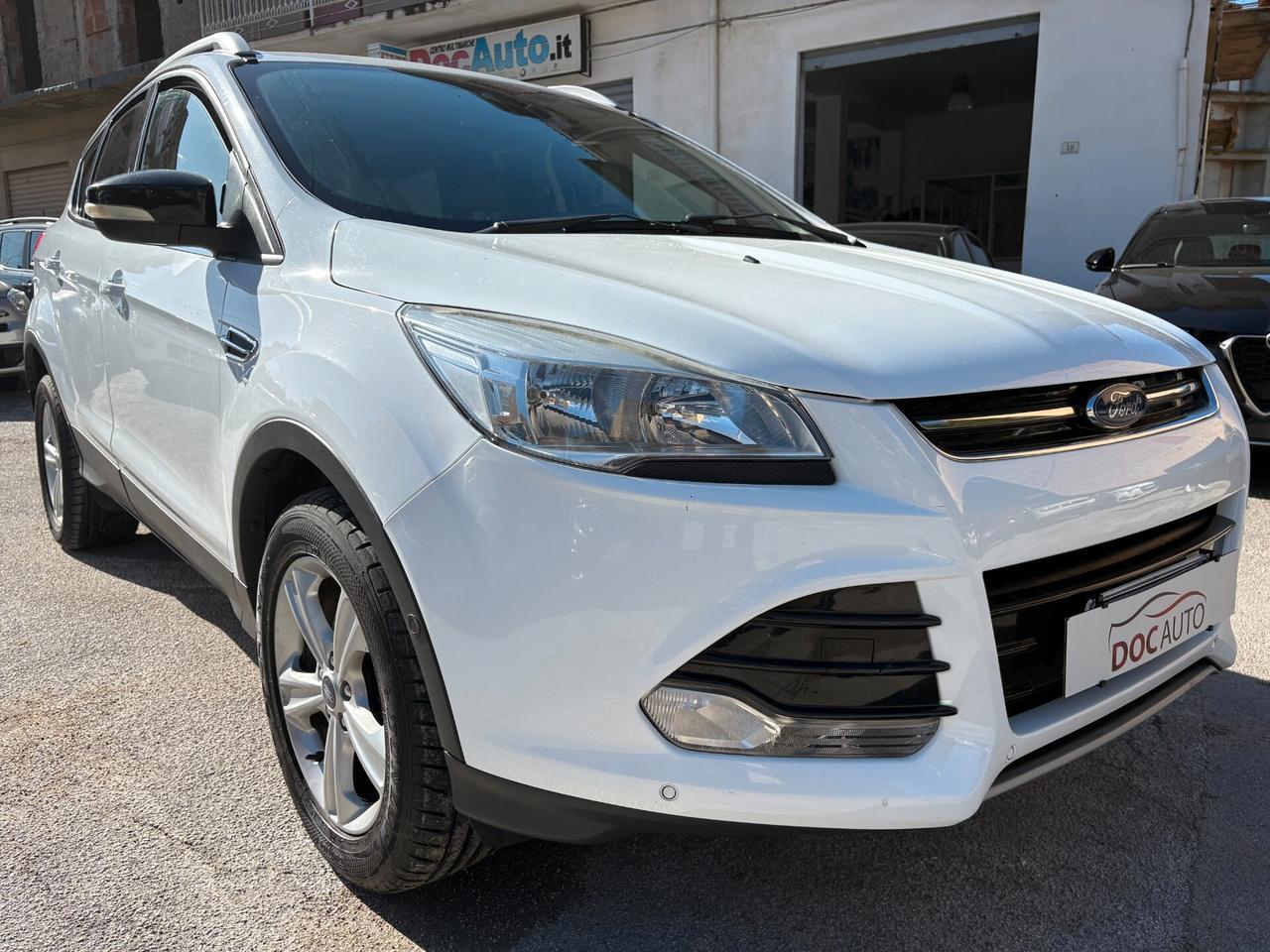 Ford Kuga 2.0 TDCI 120 CV S&S 2WD Titanium