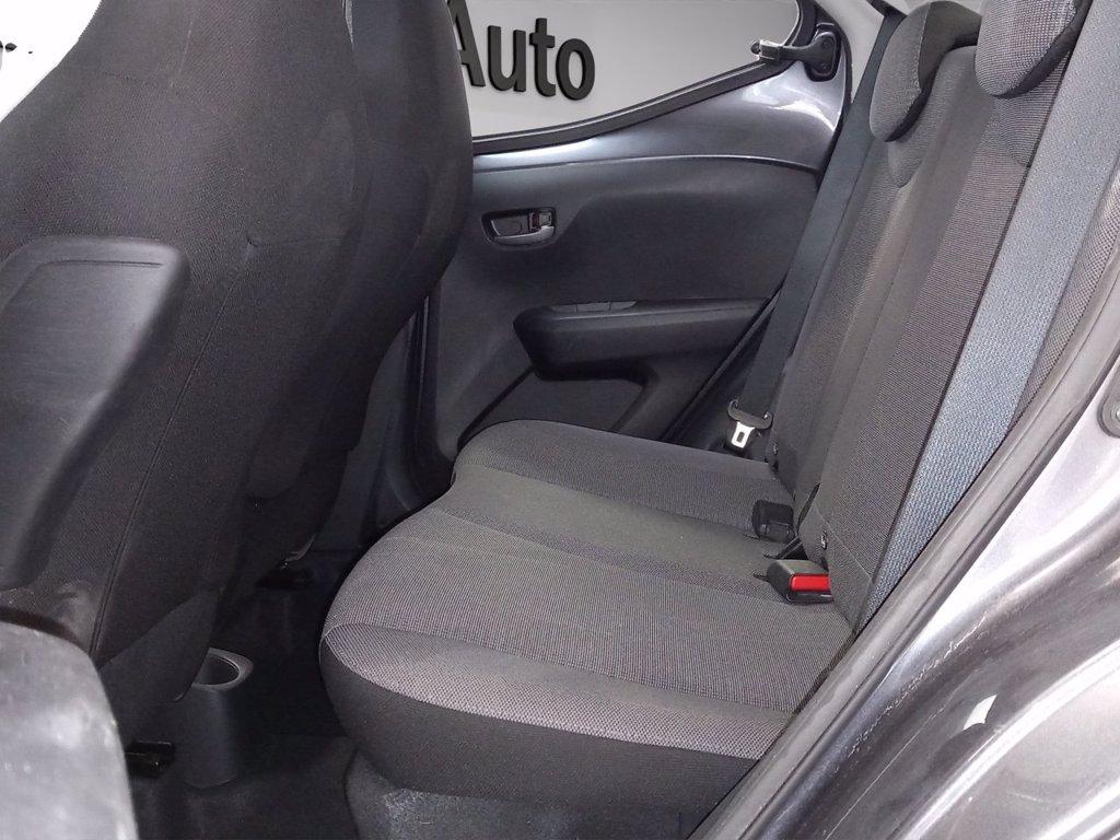 TOYOTA Aygo 5p 1.0 x-play 72cv del 2021