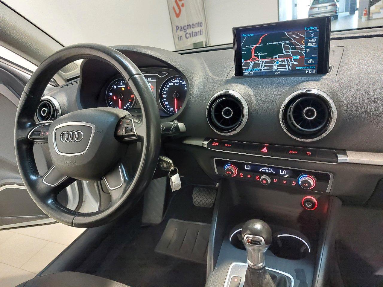 Audi A3 Sportback 1.6 tdi Business 110cv s-tronic E6