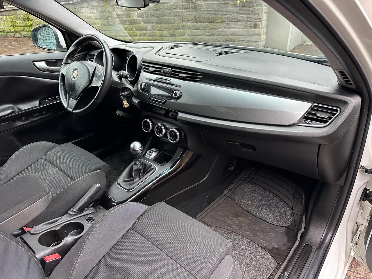 Alfa Romeo Giulietta 2.0 JTDm-2 140 CV Distinctive