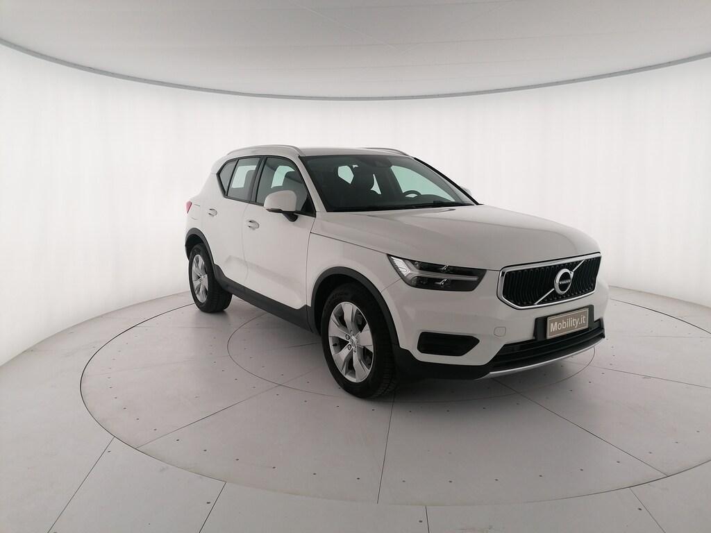 Volvo XC40 2.0 D4 Momentum AWD Geartronic