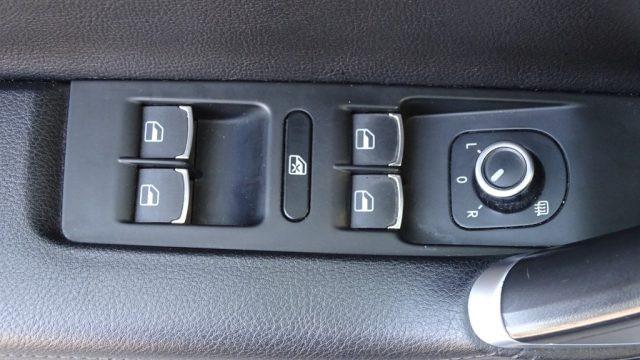 VOLKSWAGEN Passat Var. 2.0 TDI 140 cv, DSG High. BM.Tech., Garanzia.