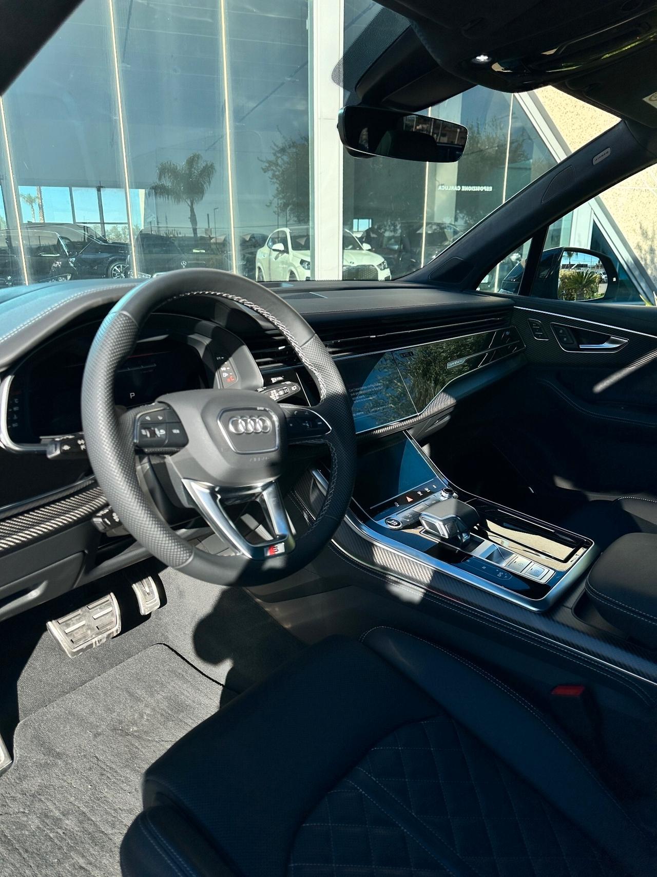 Audi Q7 3.0 tdi Sline possibilità noleggio no scoring