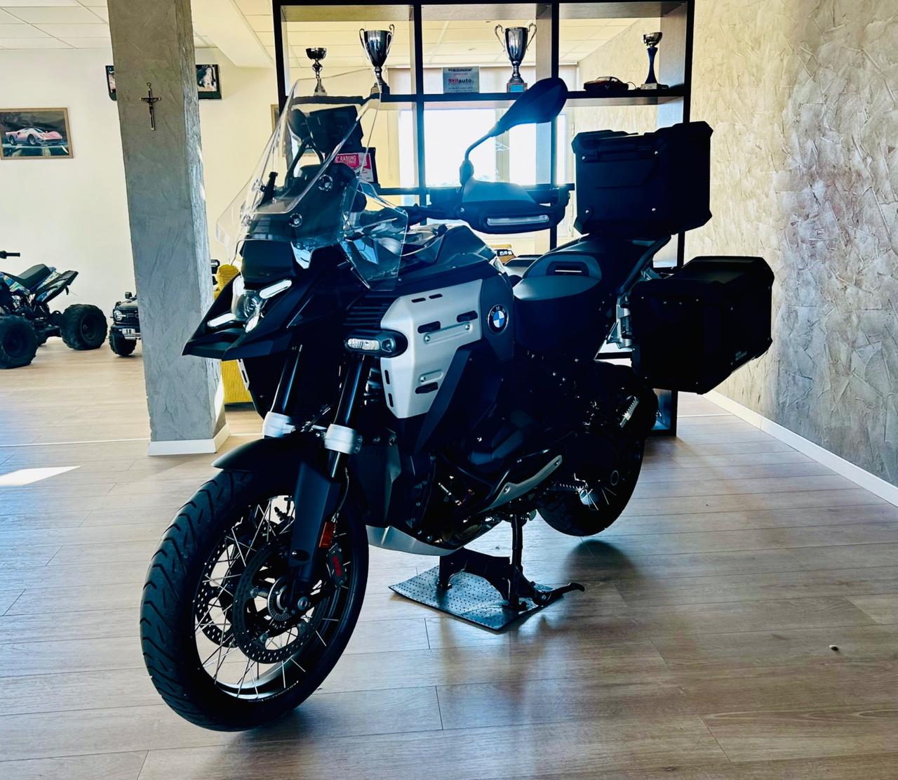 Bmw R 1300 GS Adventure Triple Black (600 km)