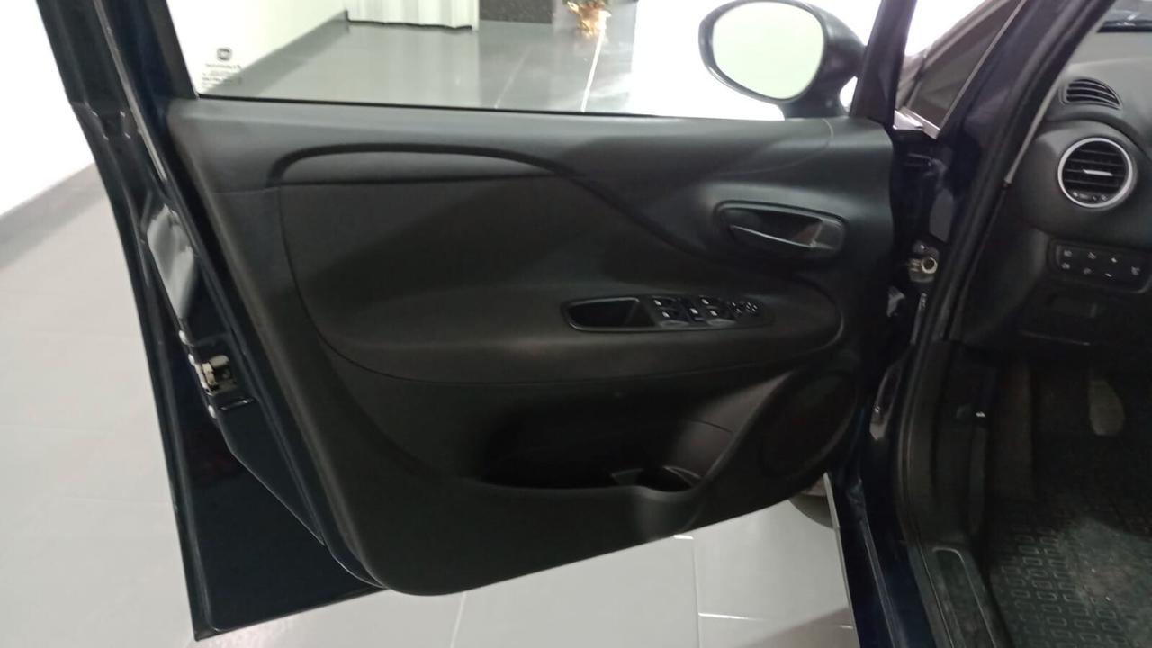 Fiat Punto 1.3 MJT II S&S 95 CV 5 porte Street