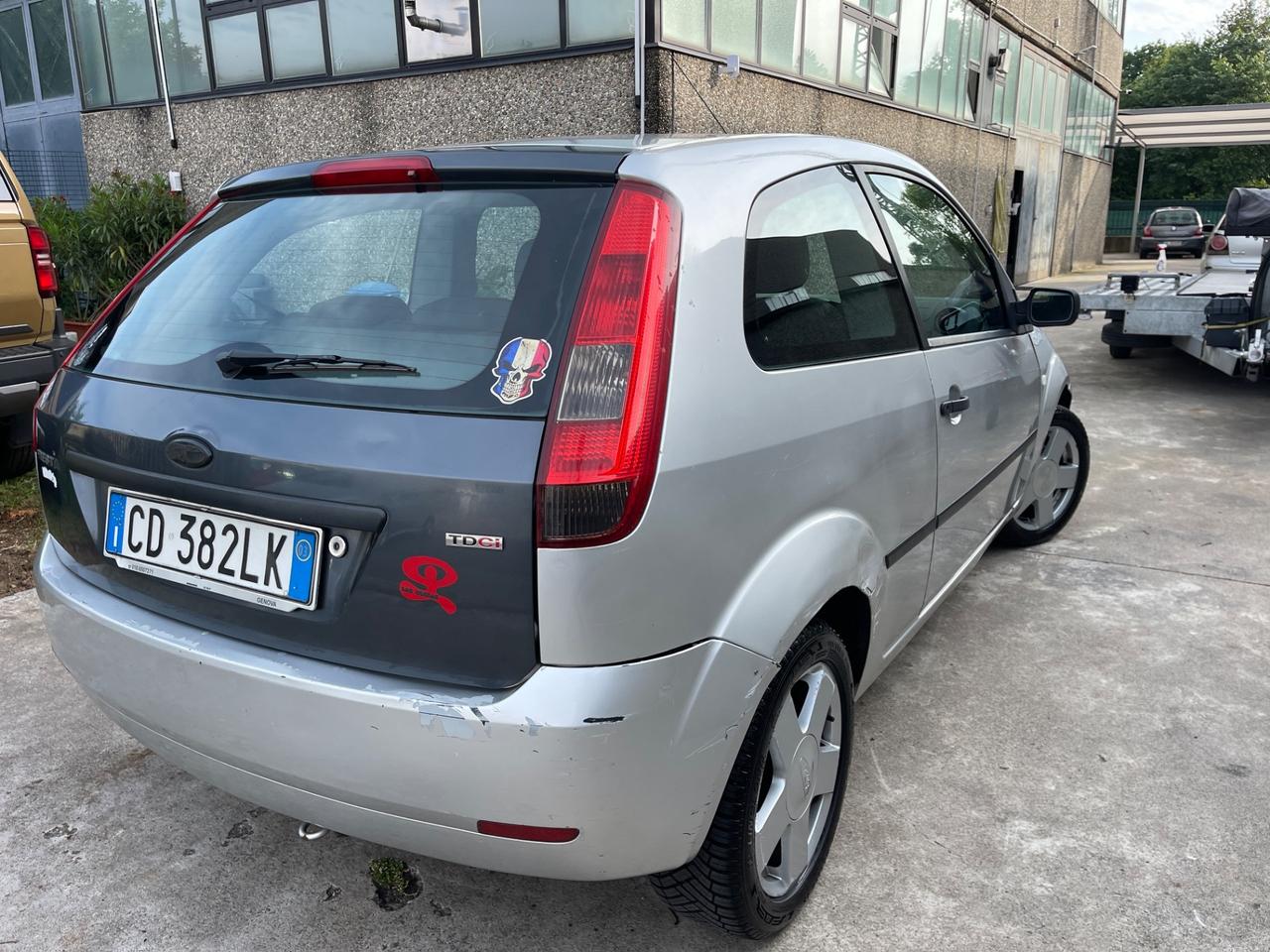 Ford Fiesta 1.2 benzina euro4 neopatentati