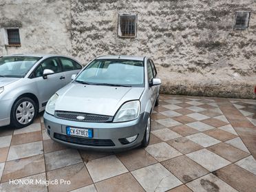 Ford Fiesta 1.2 16V 5p. Ghia