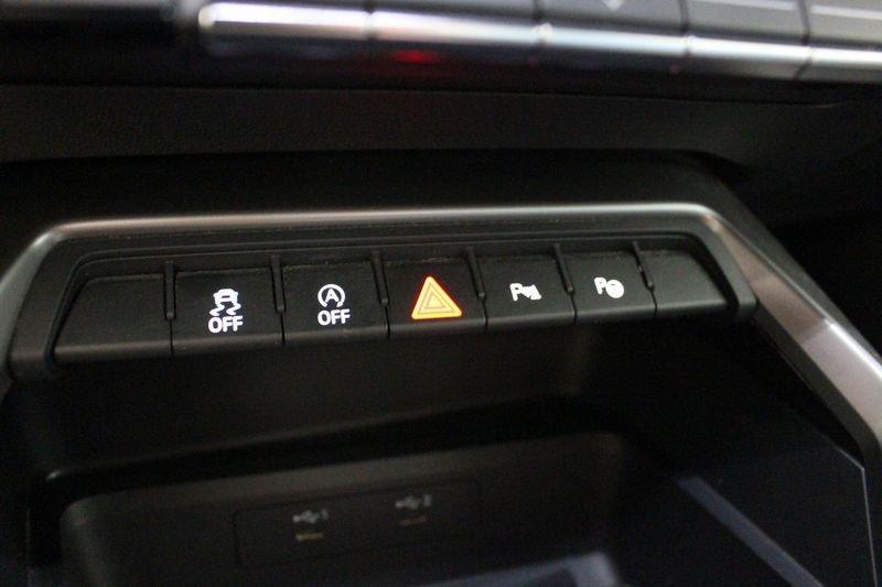 Audi A3 Sportback 30 TFSI S tronic Business Advanced