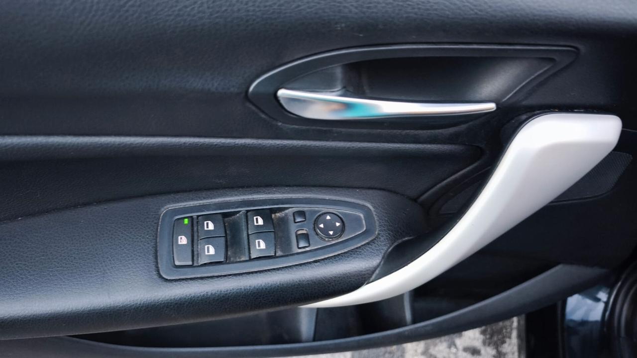 Bmw 114 114d 5p. Urban