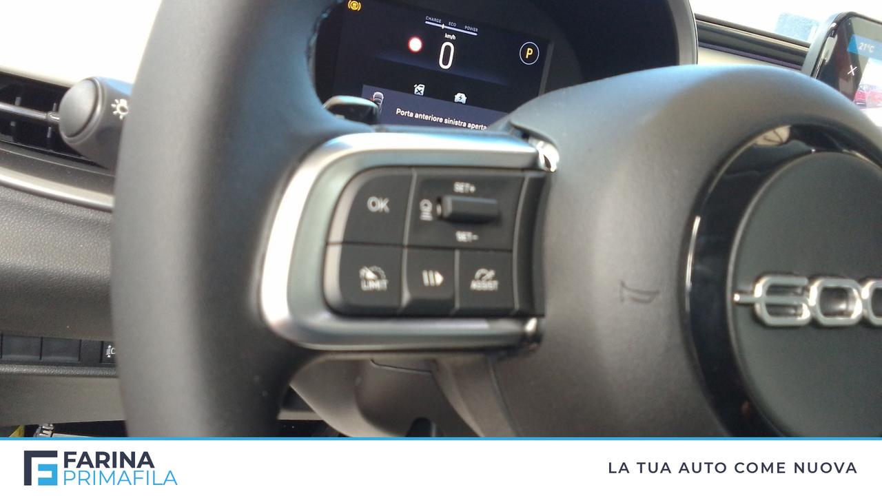 FIAT 600 My24 La Prima Hybrid 100cv