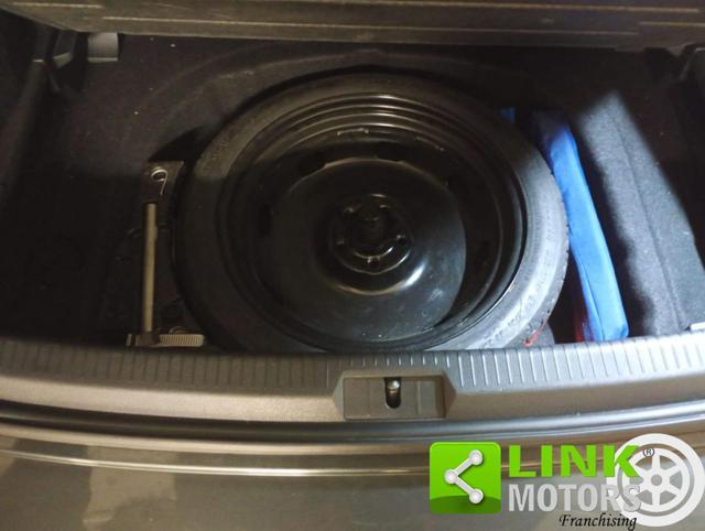 VOLKSWAGEN Golf GTI 2.0 TSI DSG 5p. BlueMotion Technology