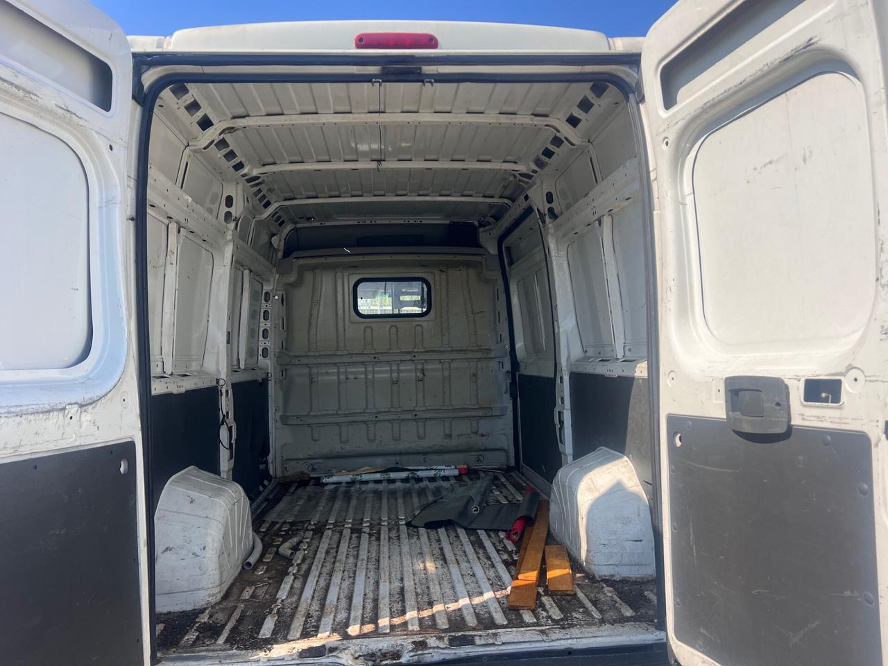 Peugeot Boxer 2.2 Furgone motore 4HU