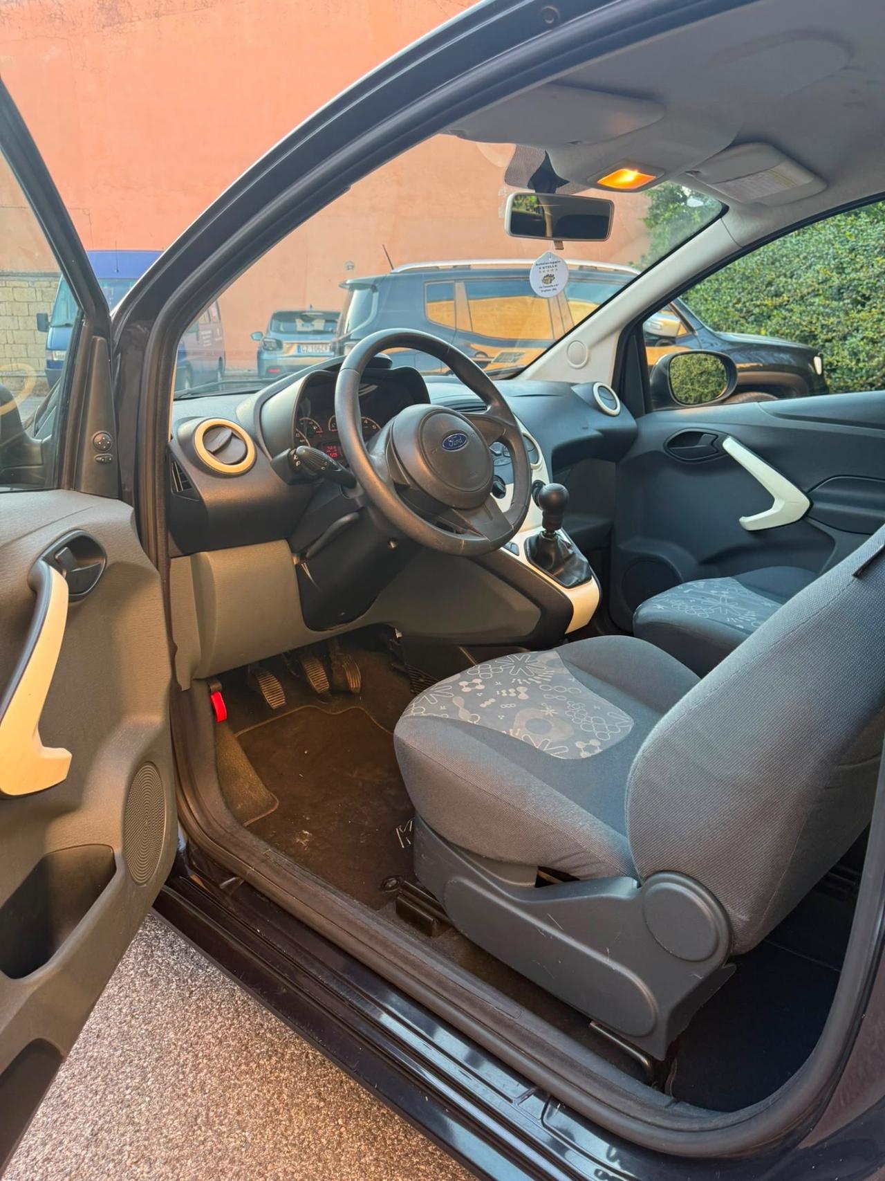 Ford Ka Ka+ 1.3 TDCi 75CV Titanium cDPF