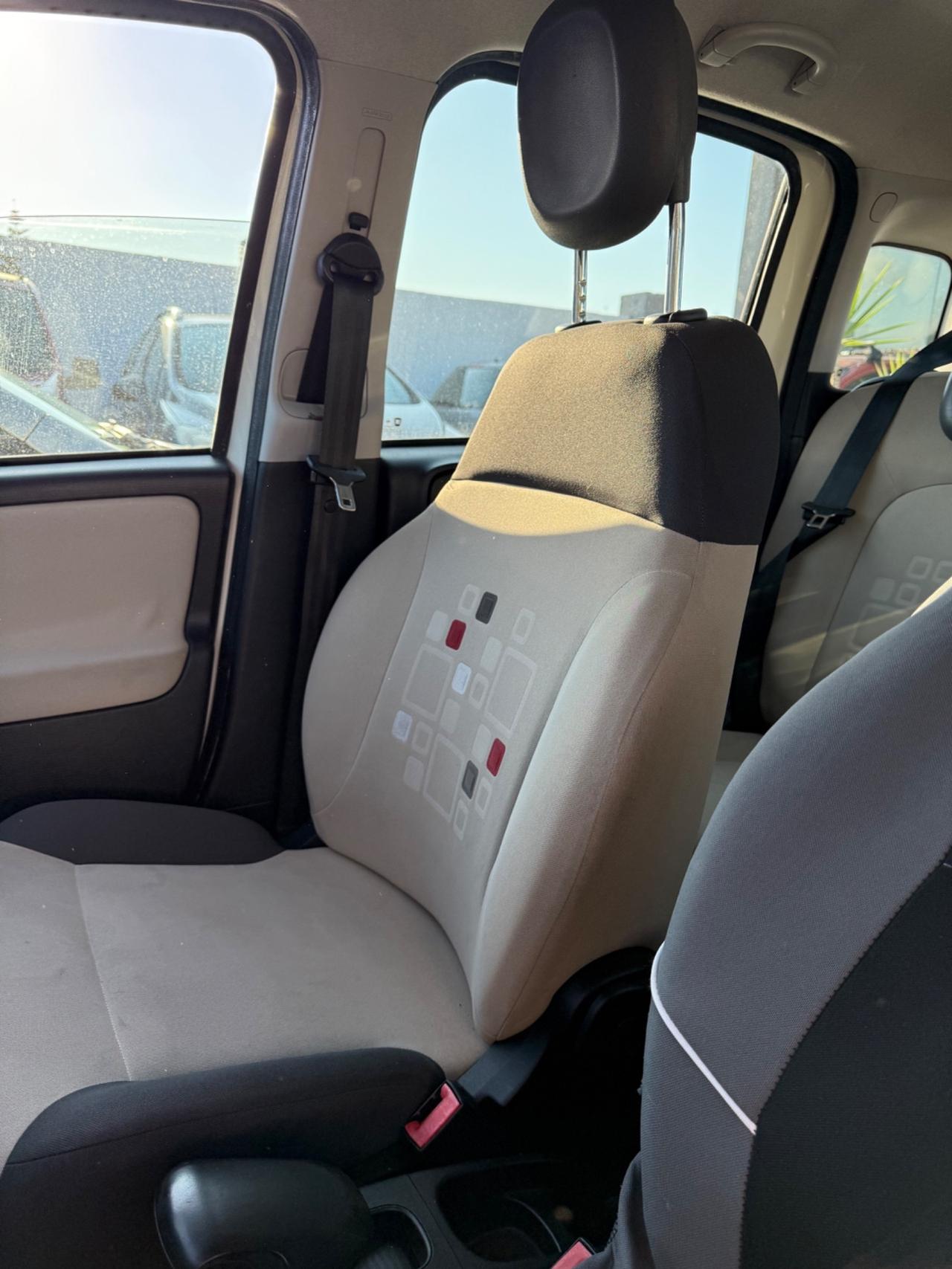 Fiat Panda 0.9 TwinAir Turbo Natural Power Lounge