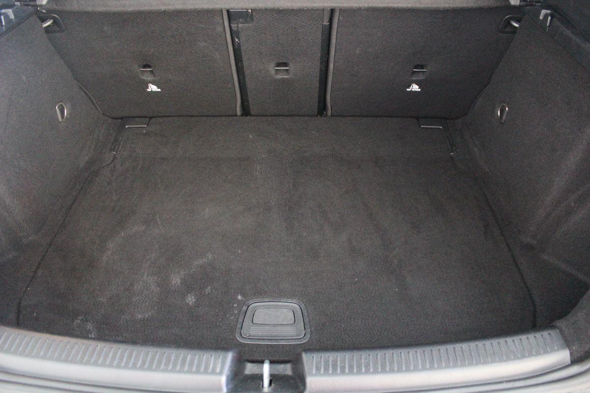 MERCEDES - Classe A - A 180 d Automatic Business Extra ( Schermi 10 pollici + Kit Luci + Cerchi Bruniti )