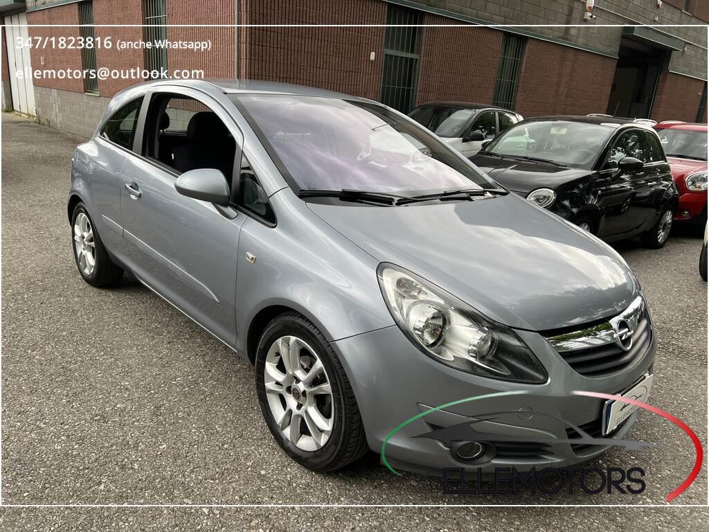 Opel Corsa 3 Porte 1.4 Sport