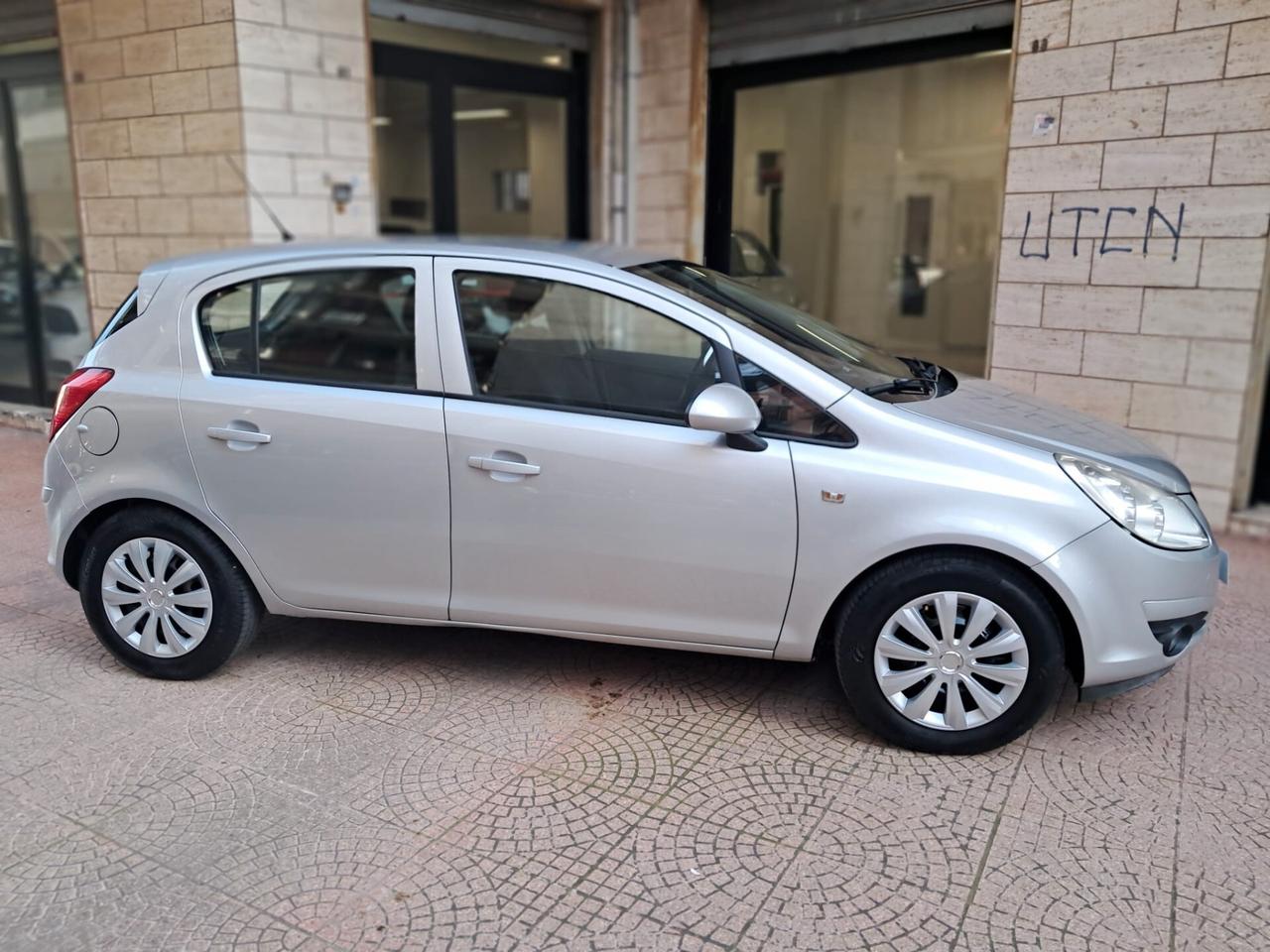 OPEL CORSA 1.2 GPL 5 PORTE-NEOPATENTATI-Euro3990-