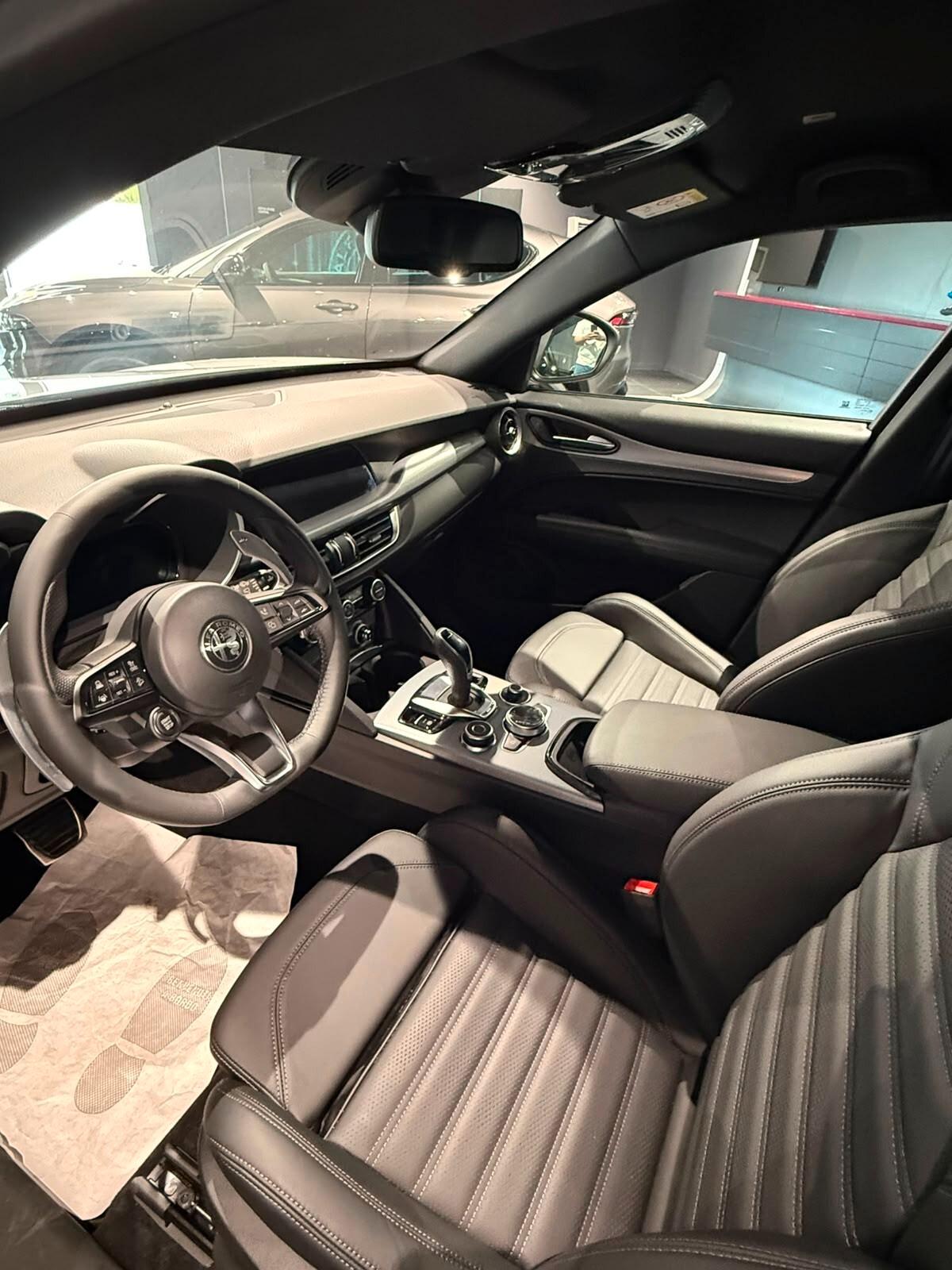 Alfa Romeo Stelvio 2.2 Turbodiesel 210 CV AT8 Q4 Veloce