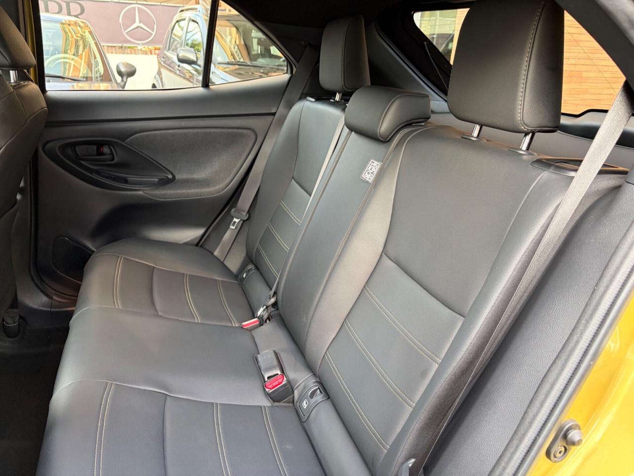 Toyota Yaris Cross 1.5 Hybrid Premiere - SOLO 30.882Km !!