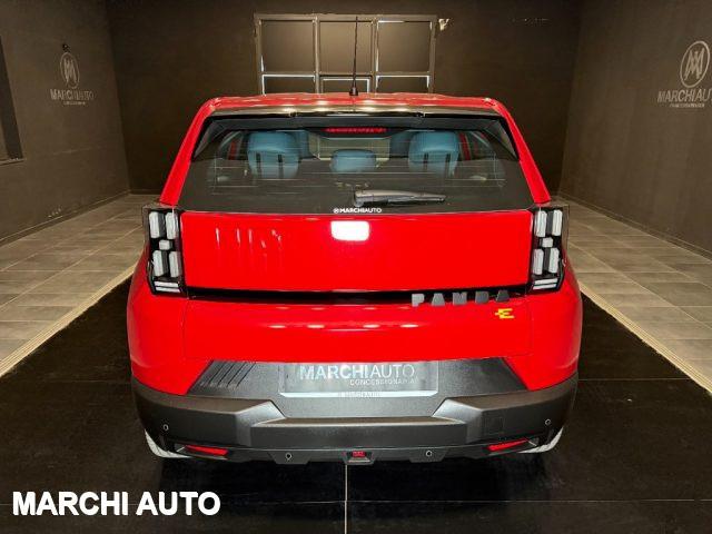 FIAT Grande Panda 44kWh Red