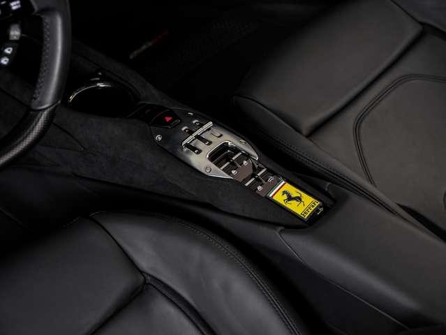 Ferrari 296 GTS