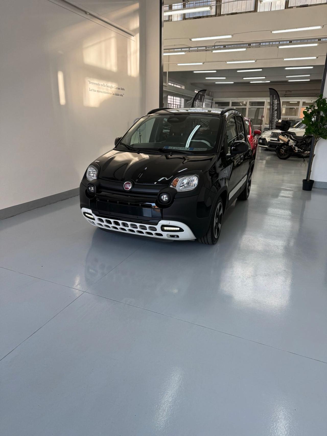 Fiat Panda Pandina 1.0 FireFly 65 CV Hybrid Cross