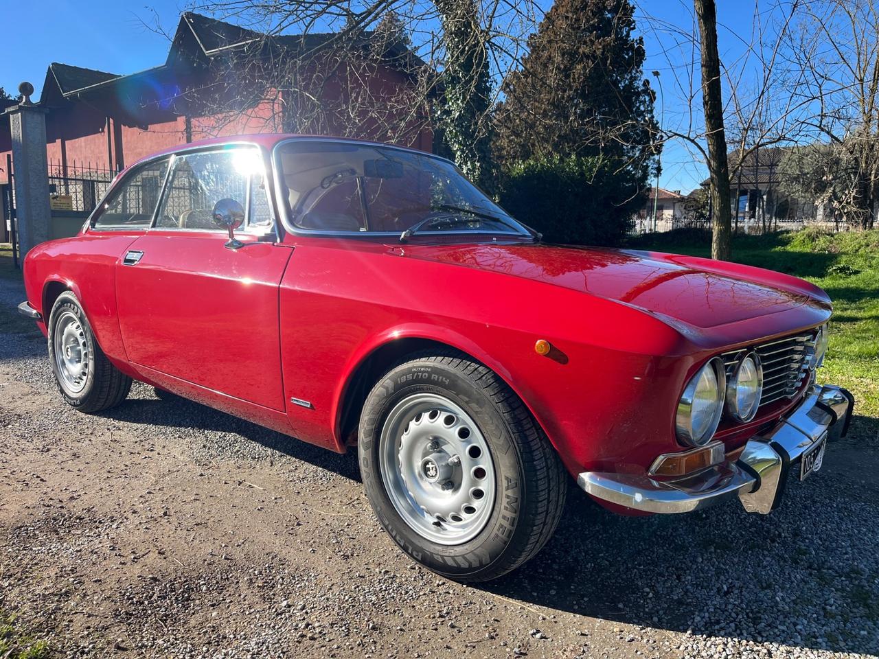 Alfa Romeo GT 2000 Veloce