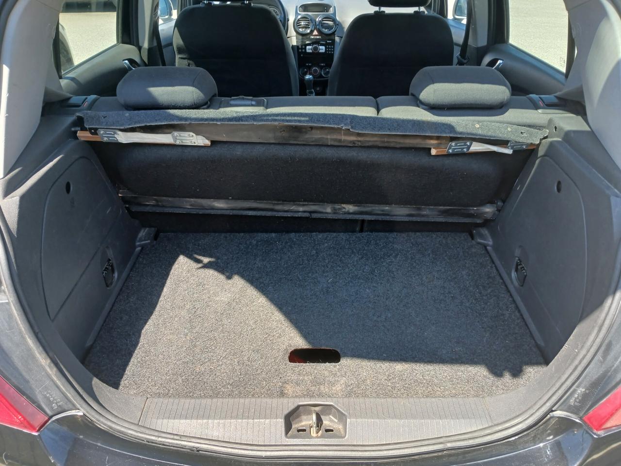 Opel Corsa 1.3 CDTI 75CV 5 PORTE 2010