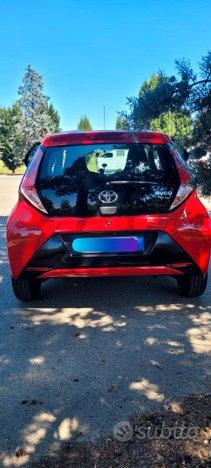 TOYOTA AYGO 1.0 BENZ ANNO