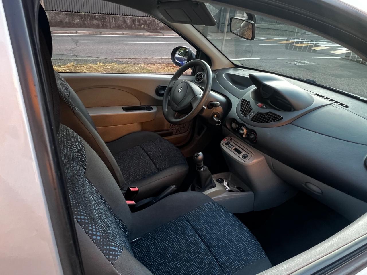 Renault Twingo 1.2 16V Le Iene