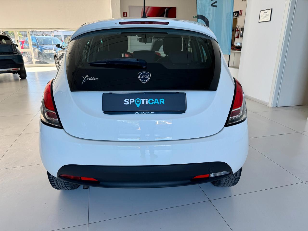 Lancia Ypsilon 1.2 69 CV 5 porte GPL Ecochic Elefantino Blu