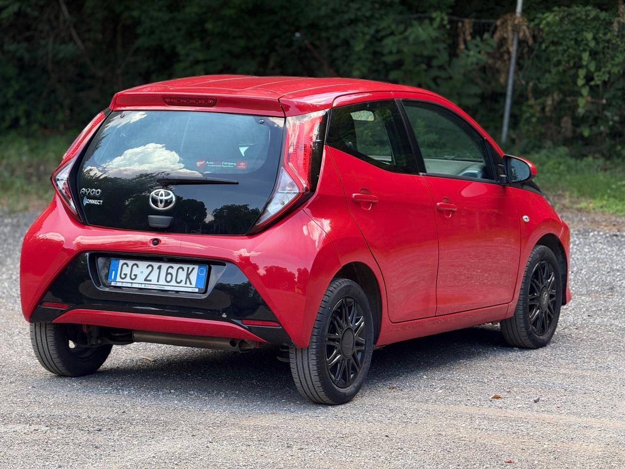 Toyota Aygo Connect 1.0 VVT-i 72 CV 5 porte x-clusiv