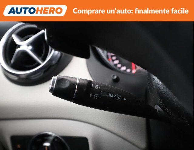 MERCEDES-BENZ GLA 200 d Automatic Sport