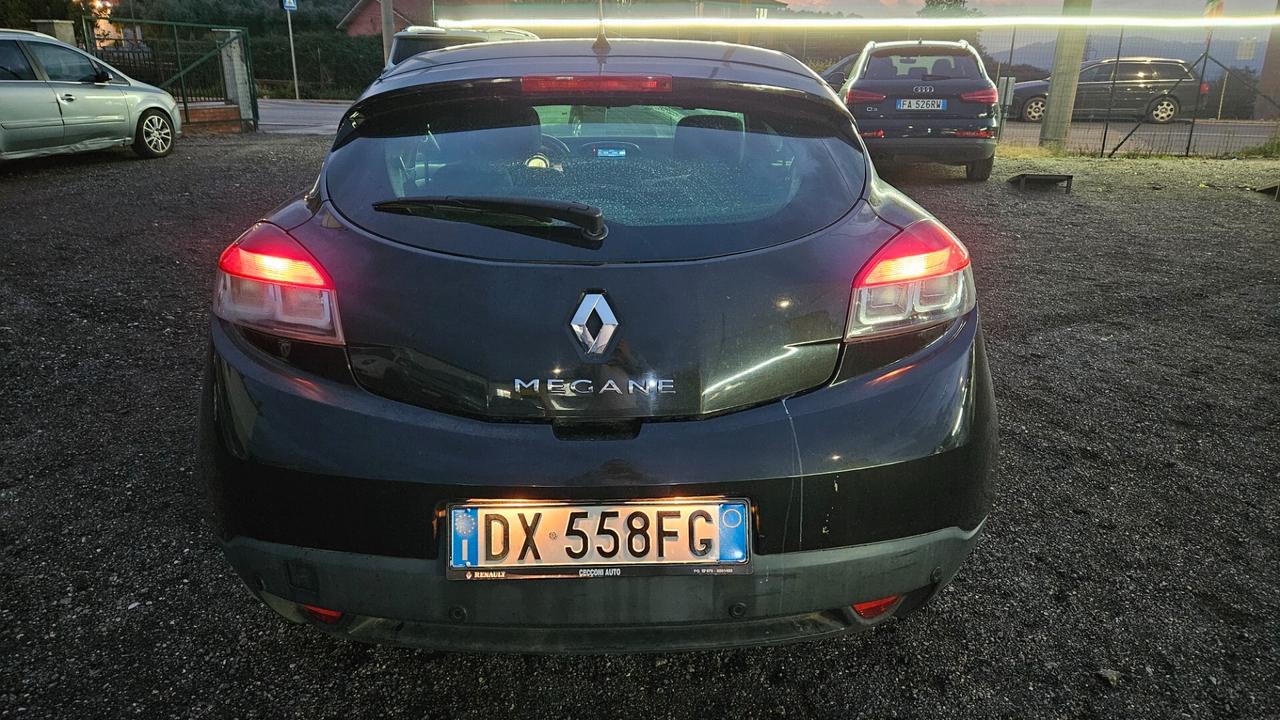 Renault Megane Mégane Coupé 1.9 dCi 130CV Dynamique