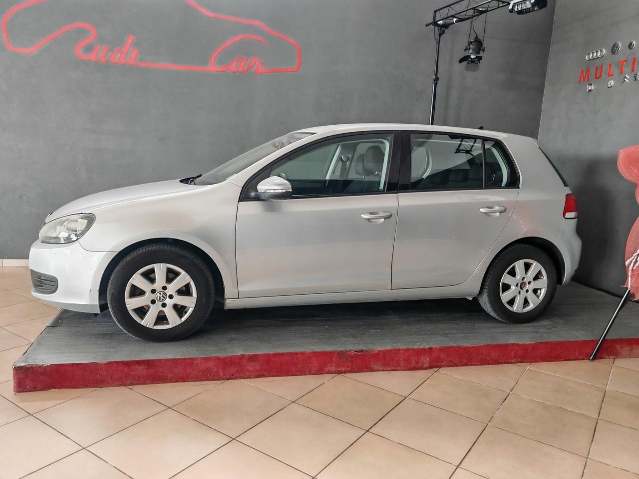 Volkswagen Golf 1.6 TDI DPF 5p. Comf. BlueM. Tech.