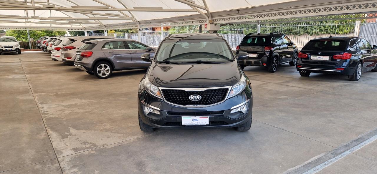 Kia Sportage 1.7 CRDi High Tech *Panorama-Navi-Pelle*