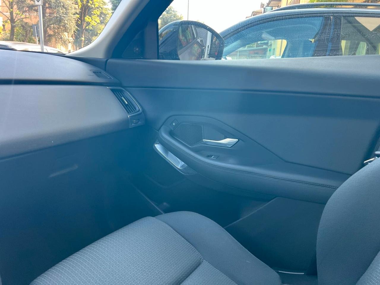 JAGUAR F-PACE 2.0 D 163cv PRESTIGE VAN