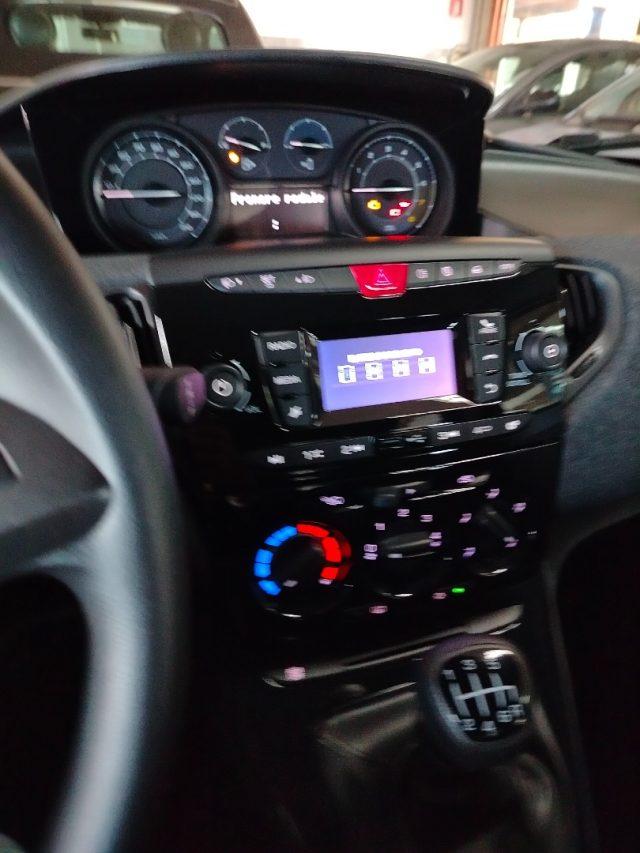 LANCIA Ypsilon 1.0 FireFly 5 porte S&S Hybrid Silver Plus