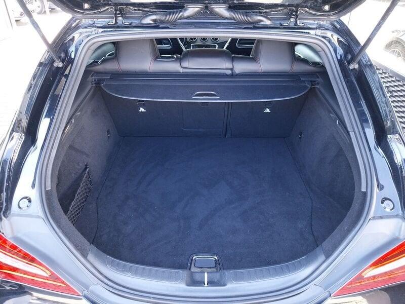 Mercedes-Benz CLA CLA 180 Premium