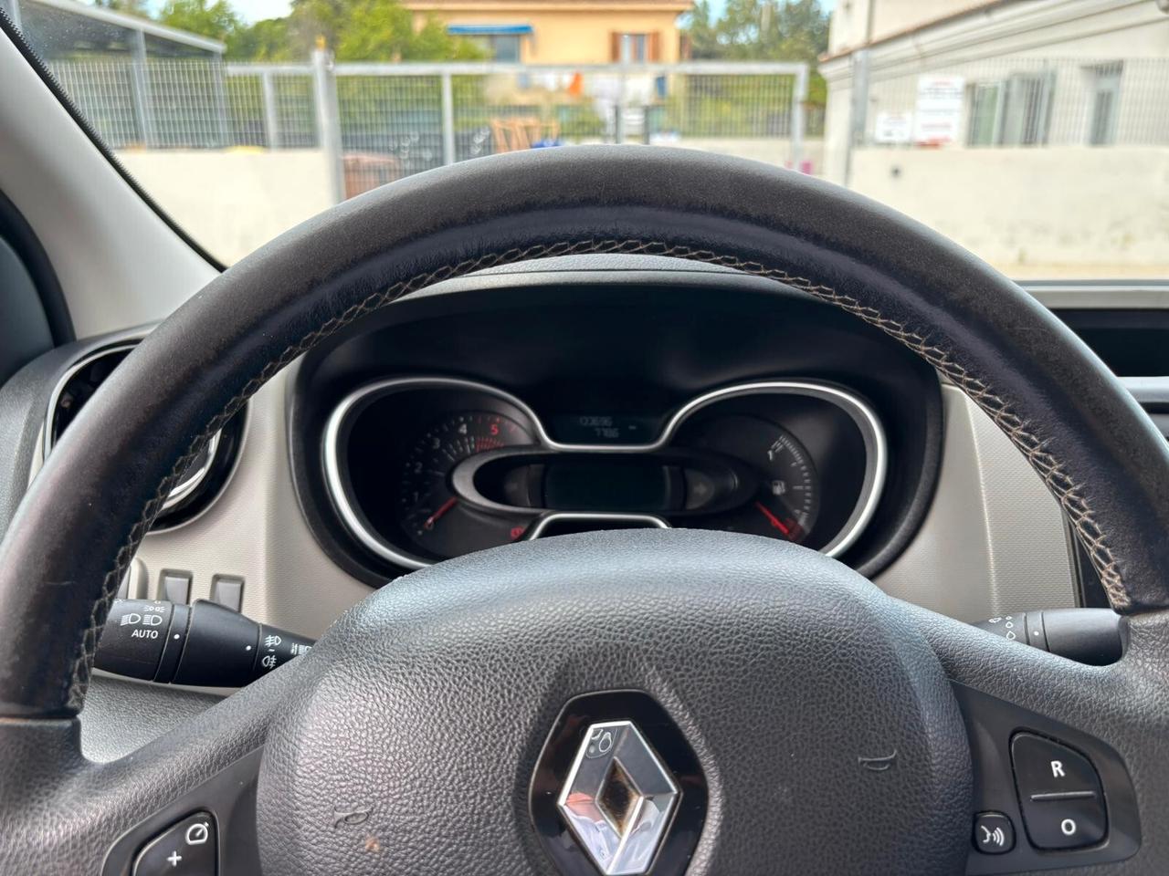 RENAULT TRAFIC 1.6 DIESEL