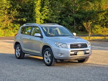 Toyota RAV 4 RAV4 2.2 D-4D 136 CV DPF Luxury CV-136 E4 Manuale NEO 4x4 2009