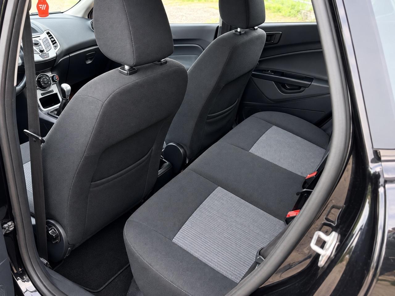 Ford Fiesta 1.4 5 porte Bz.- GPL Titanium