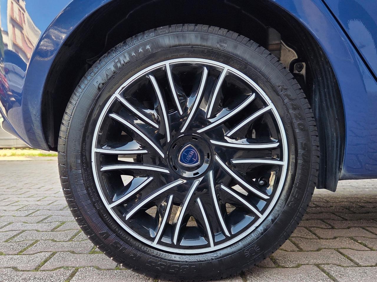 Lancia Ypsilon 1.2 69 CV 5 porte GPL Ecochic