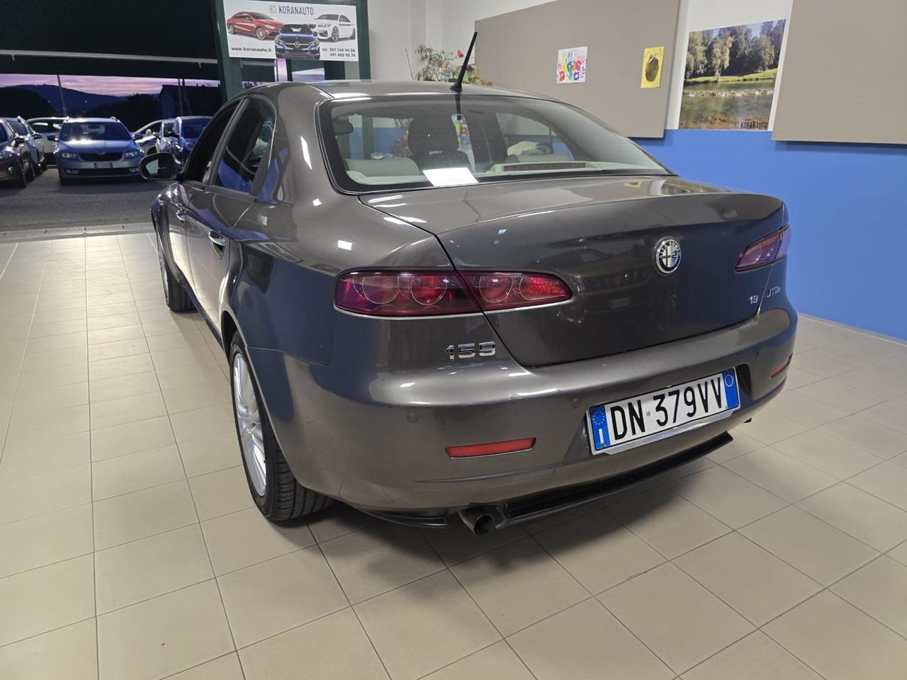 Alfa Romeo 159 1.9 JTDm Distinctive