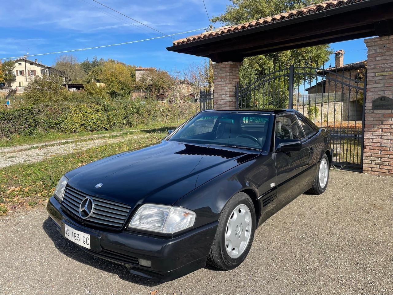 Mercedes-Benz SL 300
