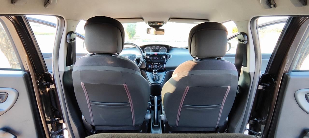 Lancia Ypsilon 1.2 69 CV 5 porte GPL Ecochic Gold