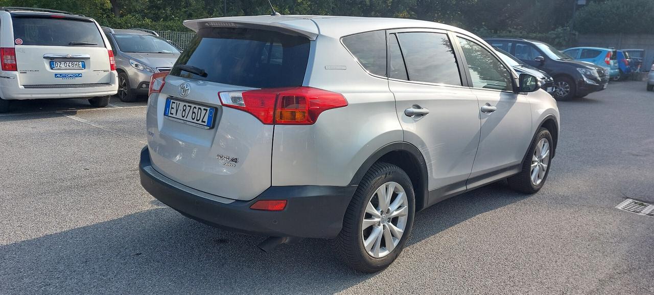 Toyota RAV 4 RAV4 2.0 D-4D 4WD Lounge