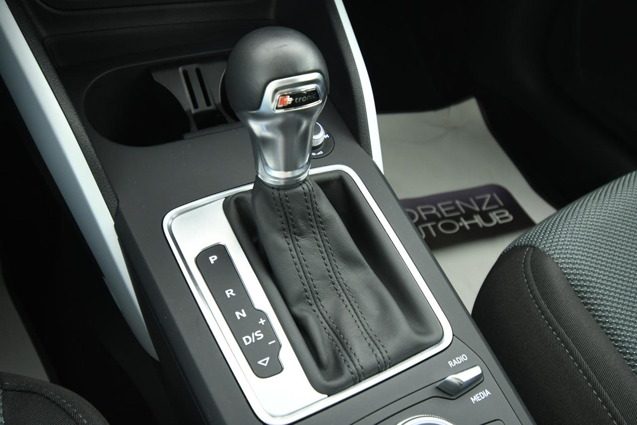 AUDI Q2 35 1.5 tfsi Business Design LED+C17"
