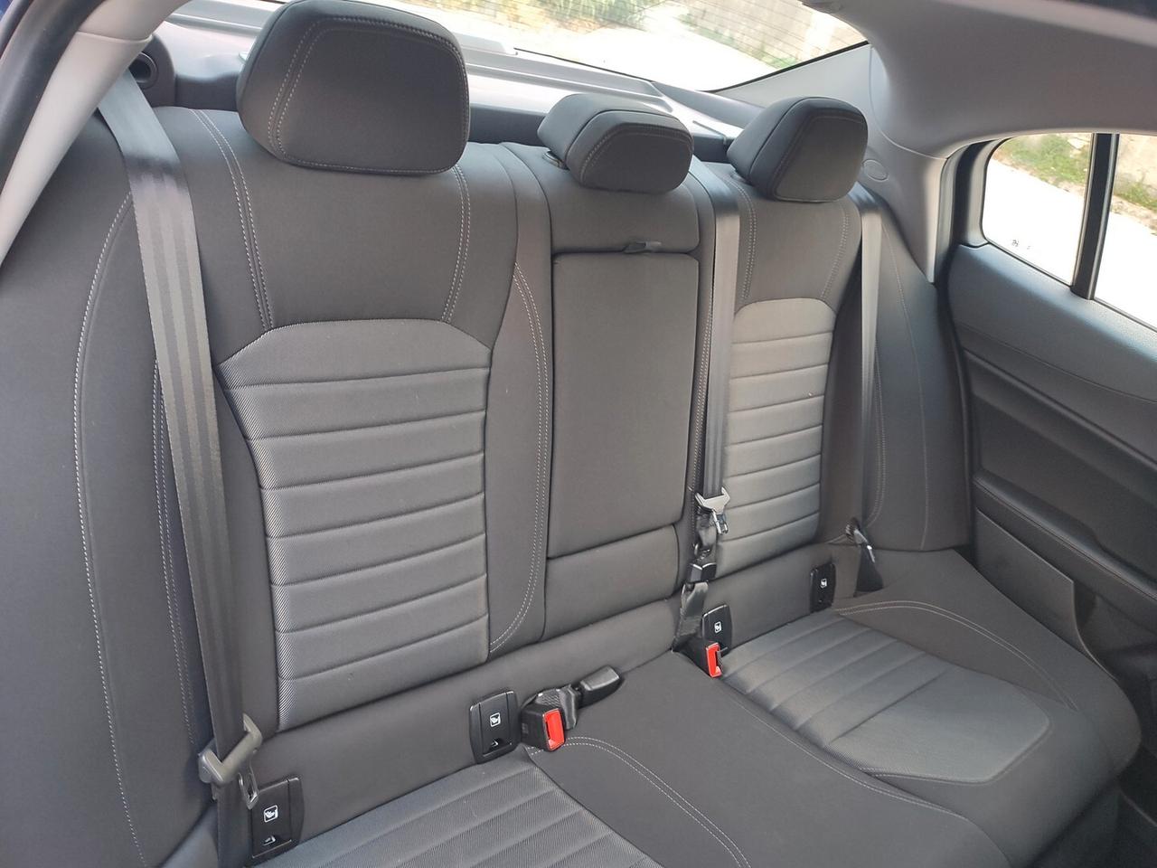 Alfa Romeo Giulia 2.2 TD 160 CV NAVIGATORE