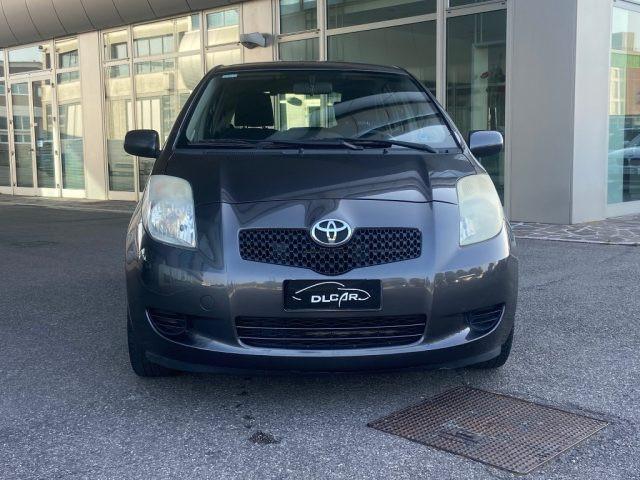 TOYOTA Yaris 1.0 5P.